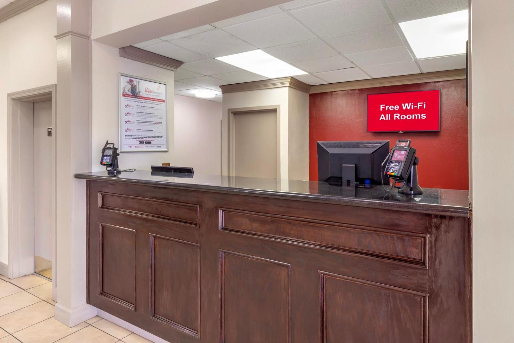 Red Roof Inn דון מראה חיצוני תמונה