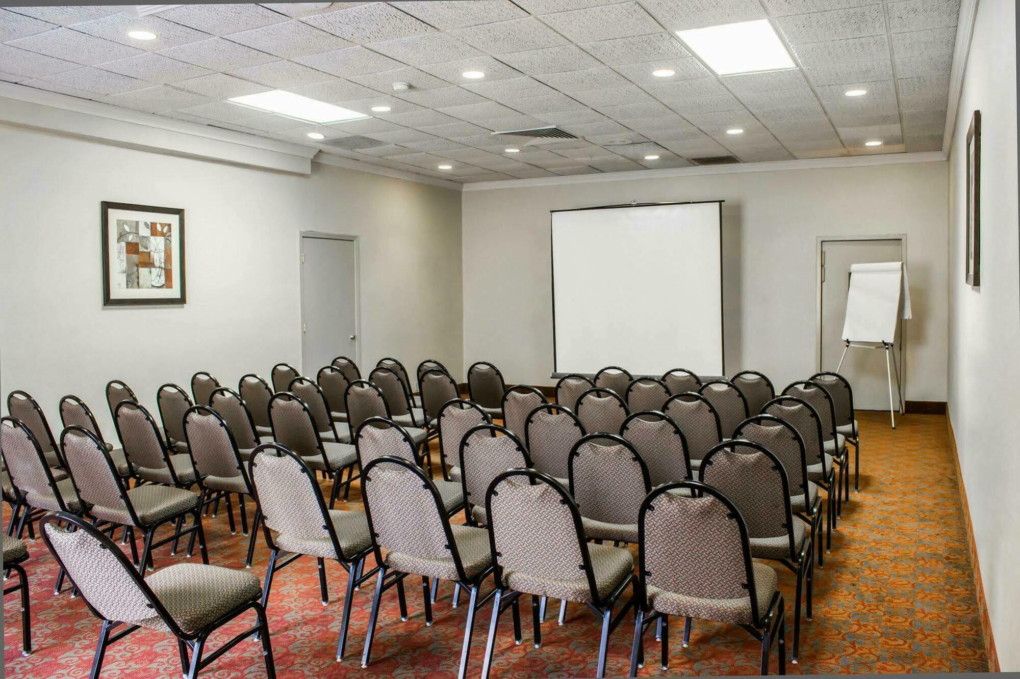 Red Roof Inn דון מראה חיצוני תמונה